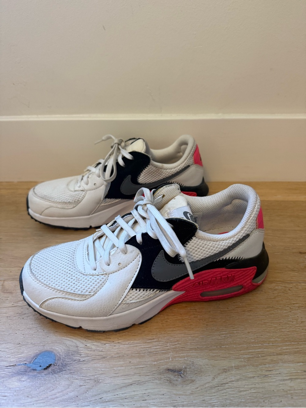 Nike Air Max Excee White Black Pink Sneakers
